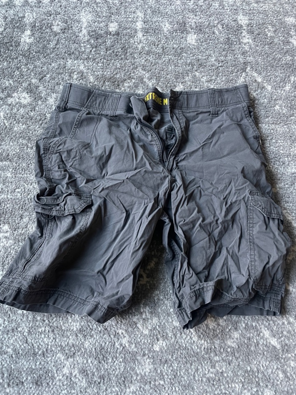 Lee Men's Dark Gray Cargo Shorts